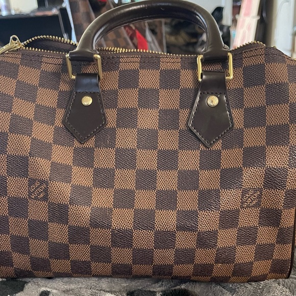 Louis Vuitton Handbags - Used Louis Vuitton Bags